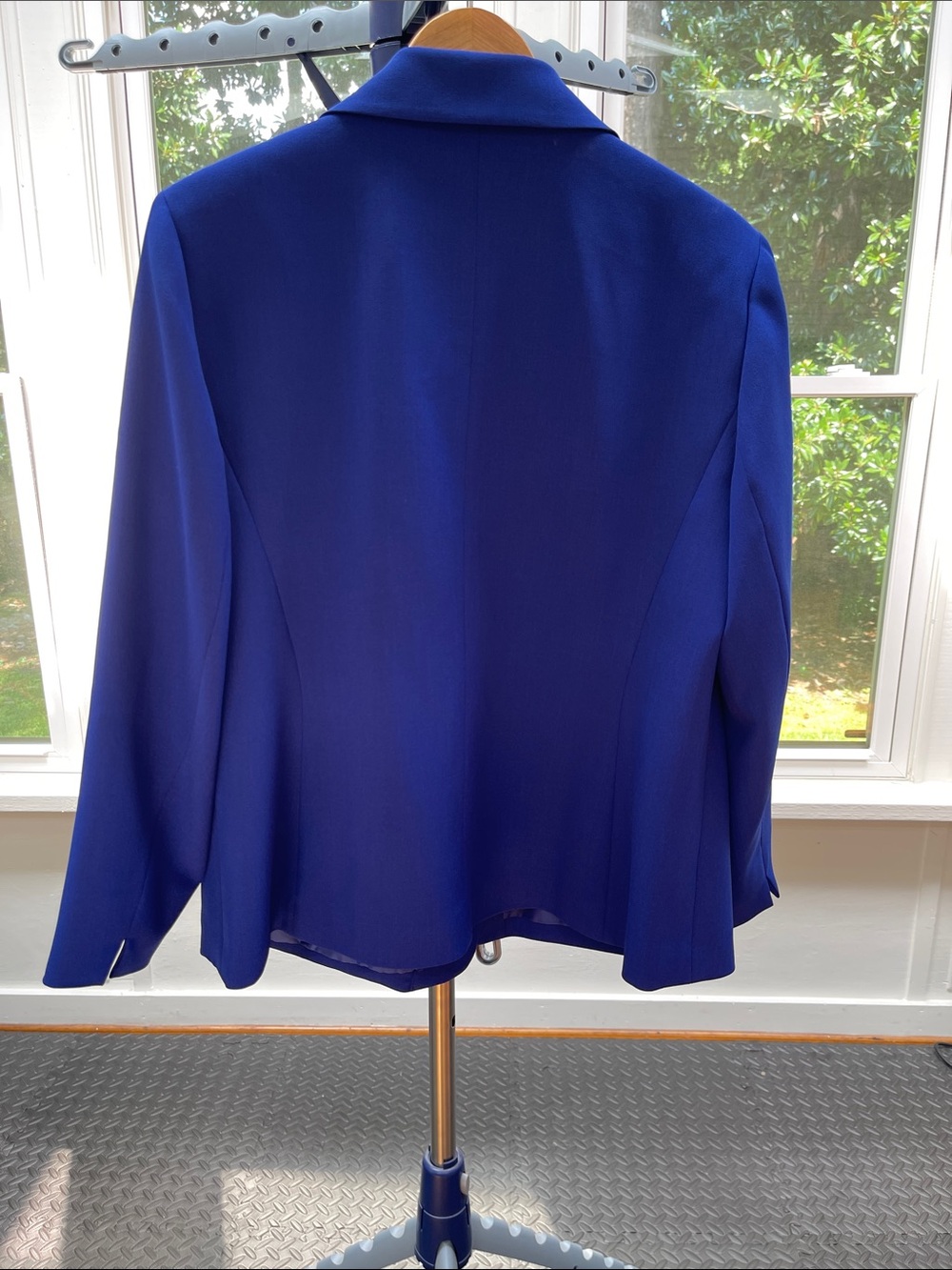 Kasper Women’s Royal Blue Two-Button Blazer - Picture 2 of 6